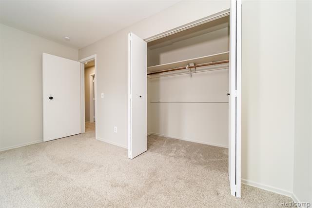 Builiding view forty two for 6578 Greene Haven, Clarkston, MI. 48348