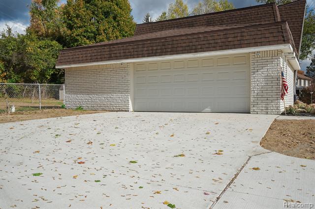 Builiding view four for 6578 Greene Haven, Clarkston, MI. 48348