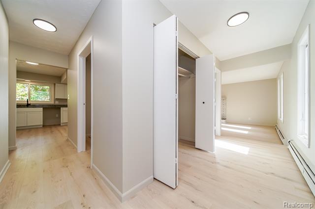 Builiding view seventeen for 6578 Greene Haven, Clarkston, MI. 48348