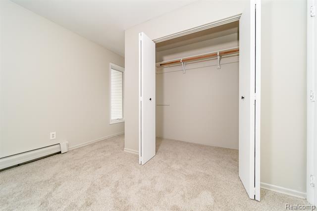 Builiding view thirty seven for 6578 Greene Haven, Clarkston, MI. 48348