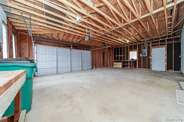 Builiding view twenty nine for 6578 Greene Haven, Clarkston, MI. 48348