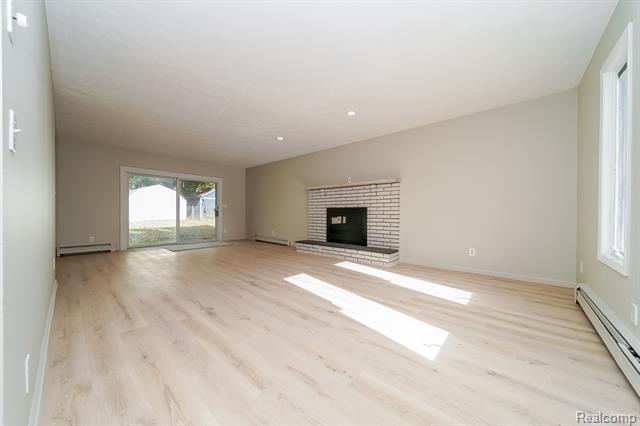 Builiding view twenty one for 6578 Greene Haven, Clarkston, MI. 48348