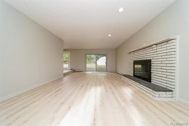 Builiding view twenty three for 6578 Greene Haven, Clarkston, MI. 48348