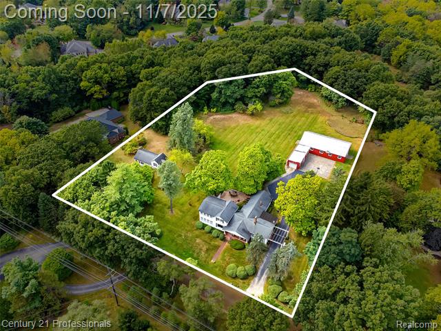 Builiding view eighteen for 8051 Bridge Lake, Clarkston, MI. 48348