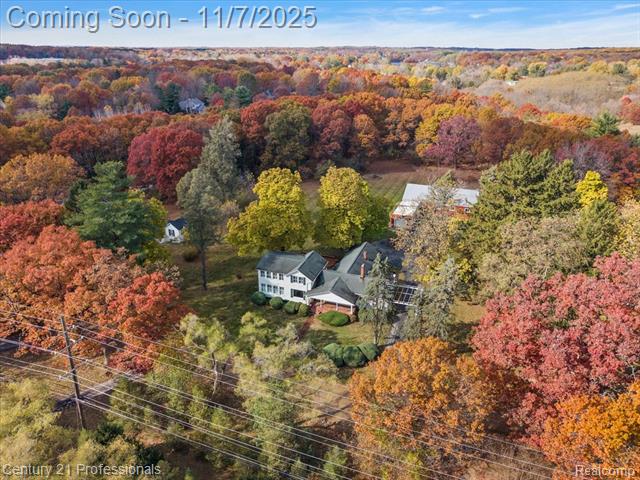 Builiding view sixteen for 8051 Bridge Lake, Clarkston, MI. 48348