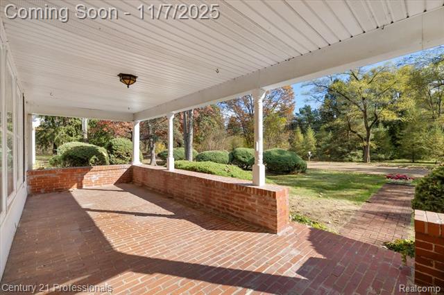 Builiding view three for 8051 Bridge Lake, Clarkston, MI. 48348