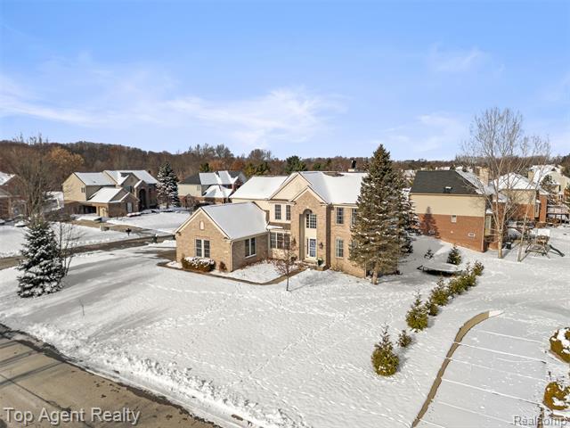 Builiding view fifty eight for 668 Berridge, Lake Orion, MI. 48360