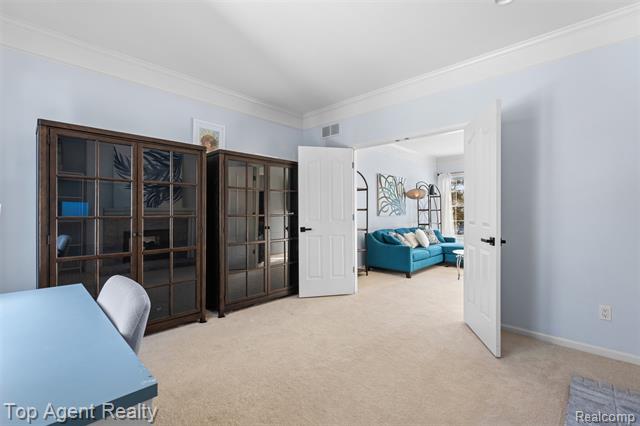 Builiding view twenty two for 668 Berridge, Lake Orion, MI. 48360