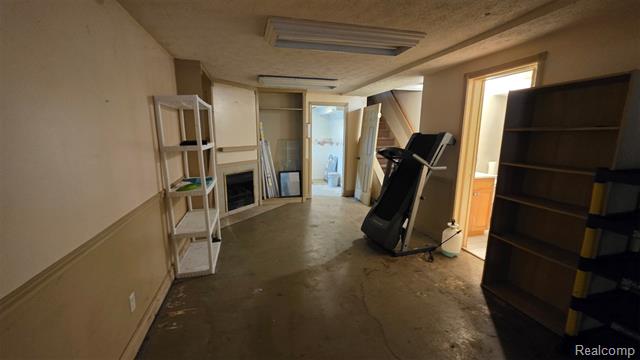 Builiding view fifteen for 7901 Hillcrest, Clarkston, MI. 48348