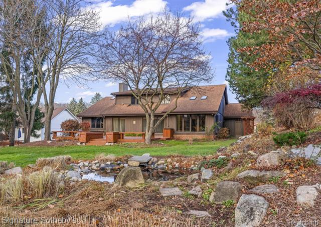 Builiding view thirty seven for 6571 Deer Ridge, Clarkston, MI. 48348