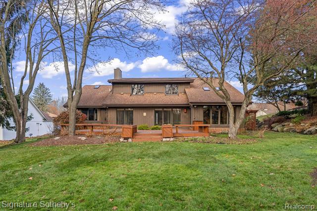 Builiding view thirty six for 6571 Deer Ridge, Clarkston, MI. 48348