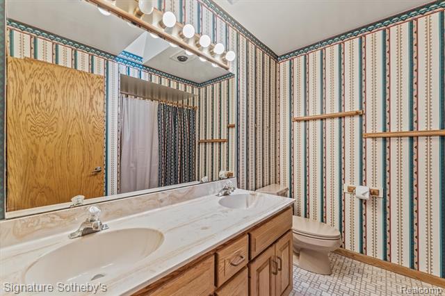 Builiding view twenty four for 6571 Deer Ridge, Clarkston, MI. 48348