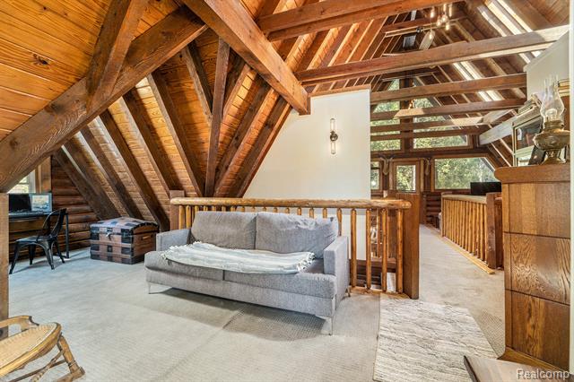 Builiding view sixteen for 1366 S Baldwin, Lake Orion, MI. 48360