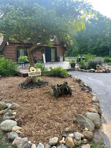 Builiding view thirty four for 1366 S Baldwin, Lake Orion, MI. 48360