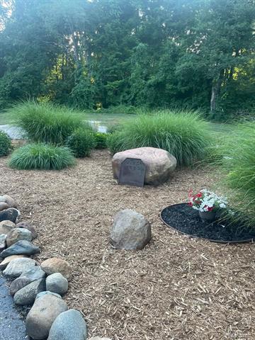 Builiding view twenty nine for 1366 S Baldwin, Lake Orion, MI. 48360