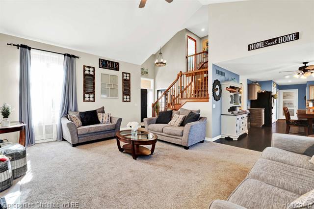 Builiding view seven for 8410 S Shore, Clarkston, MI. 48348