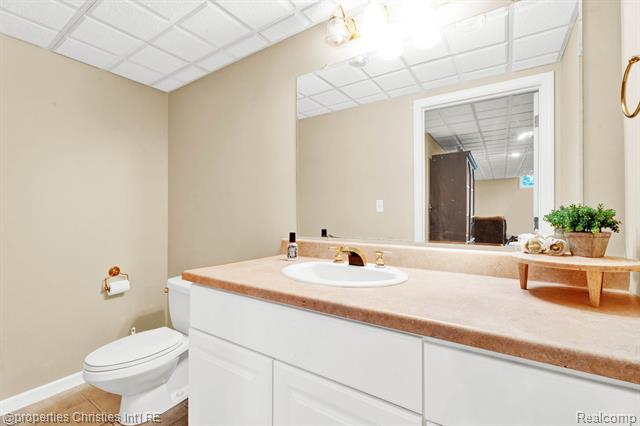 Builiding view twenty nine for 8410 S Shore, Clarkston, MI. 48348