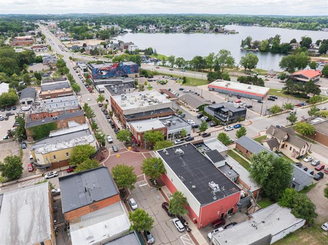 Builiding view fifty four for 1120 American Elm, Lake Orion, MI. 48360