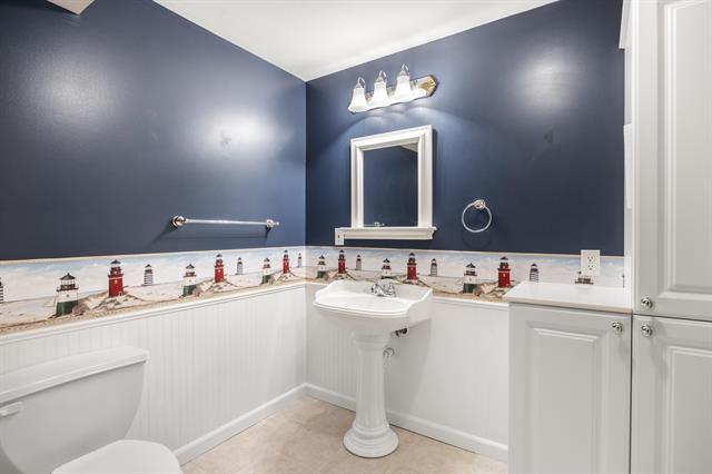 Builiding view thirty seven for 1120 American Elm, Lake Orion, MI. 48360