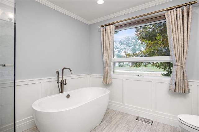 Builiding view twenty one for 1120 American Elm, Lake Orion, MI. 48360