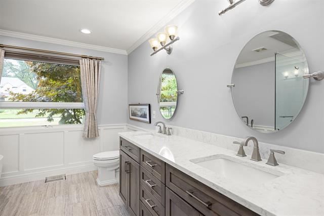 Builiding view twenty for 1120 American Elm, Lake Orion, MI. 48360