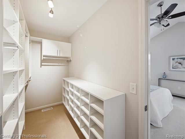 Builiding view twenty six for 1062 Key West, Lake Orion, MI. 48360