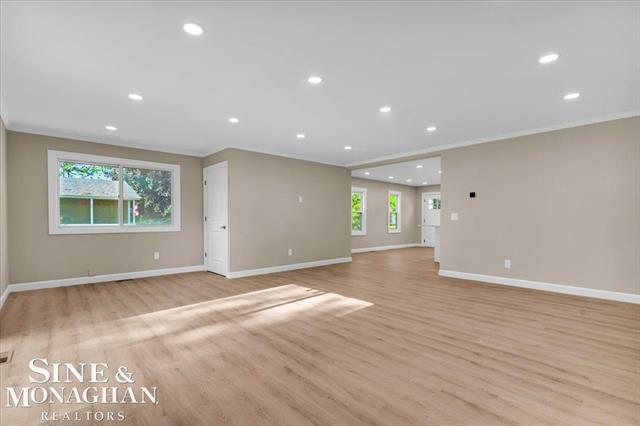Builiding view eight for 985 Fairledge, Lake Orion, MI. 48362