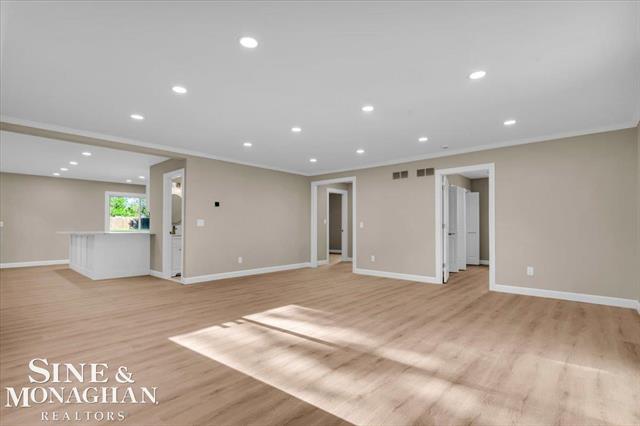 Builiding view seven for 985 Fairledge, Lake Orion, MI. 48362