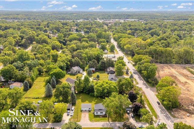 Builiding view thirty three for 985 Fairledge, Lake Orion, MI. 48362