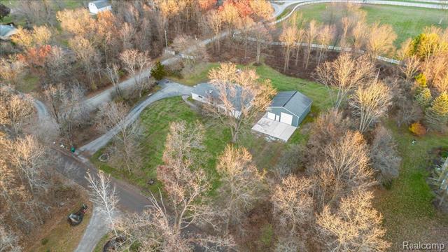 Builiding view forty eight for 9240 Allen, Clarkston, MI. 48348