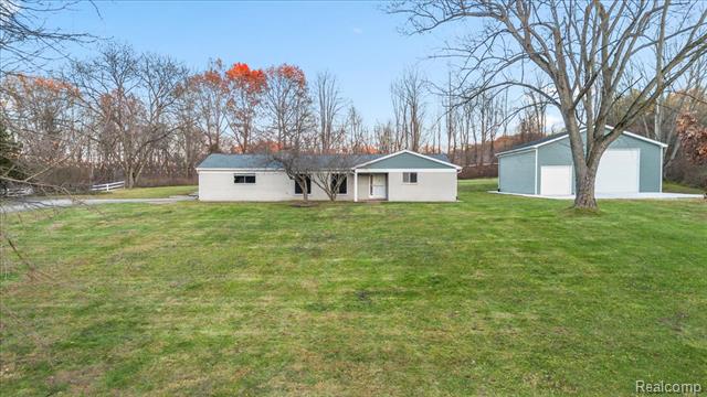 Builiding view one for 9240 Allen, Clarkston, MI. 48348