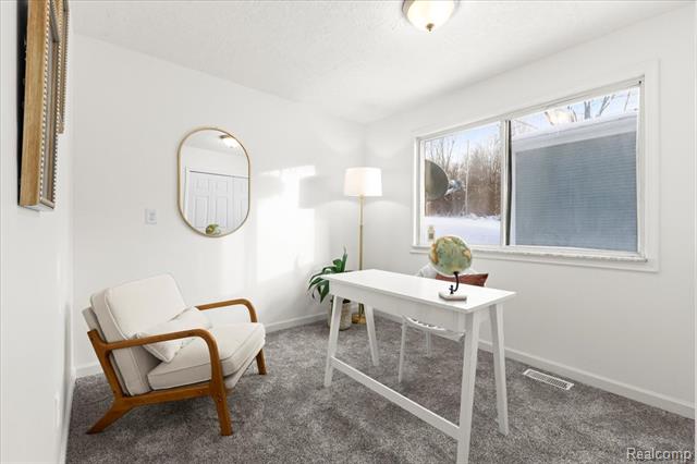 Builiding view twenty eight for 9240 Allen, Clarkston, MI. 48348