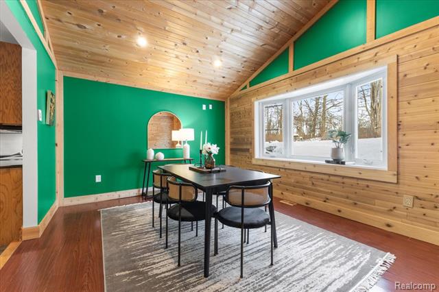 Builiding view twenty six for 9240 Allen, Clarkston, MI. 48348