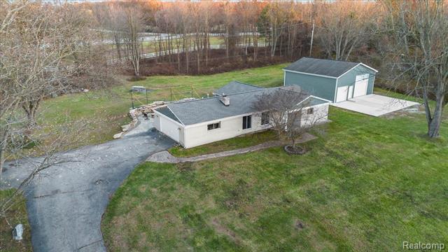 Builiding view two for 9240 Allen, Clarkston, MI. 48348