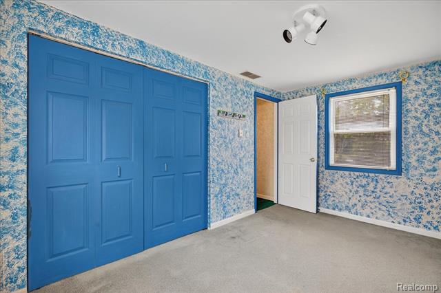 Builiding view thirty for 5621 Delmas, Clarkston, MI. 48348