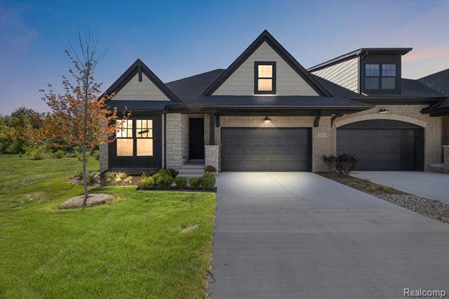 Builiding view one for 2020 Breckenridge, Rochester, MI. 48307