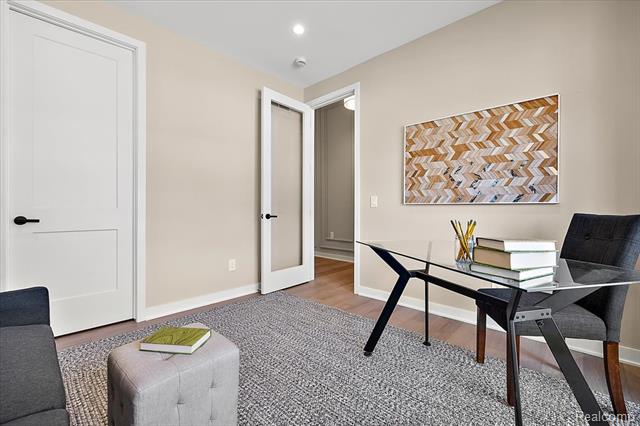 Builiding view twenty five for 2020 Breckenridge, Rochester, MI. 48307