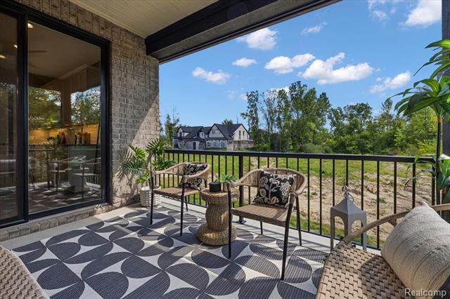 Builiding view twenty two for 2020 Breckenridge, Rochester, MI. 48307