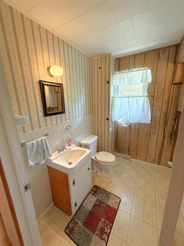 Builiding view sixteen for 8220 Vickeryville, Vestaburg, MI. 48891