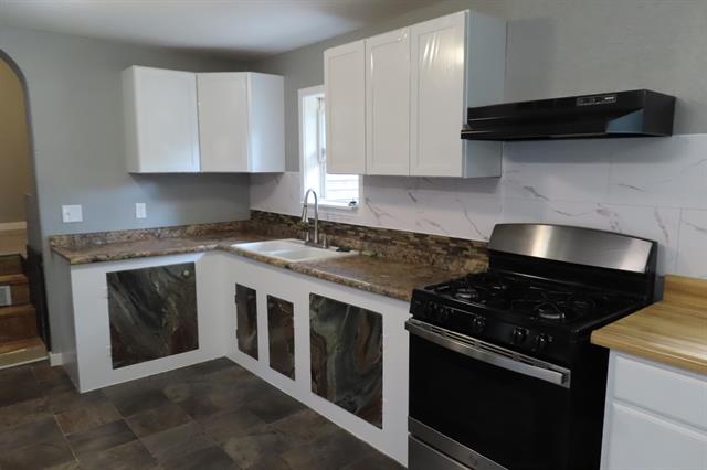 Builiding view eight for 70293 Sheridan, Edwardsburg, MI. 49112