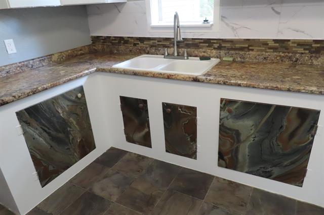 Builiding view nine for 70293 Sheridan, Edwardsburg, MI. 49112