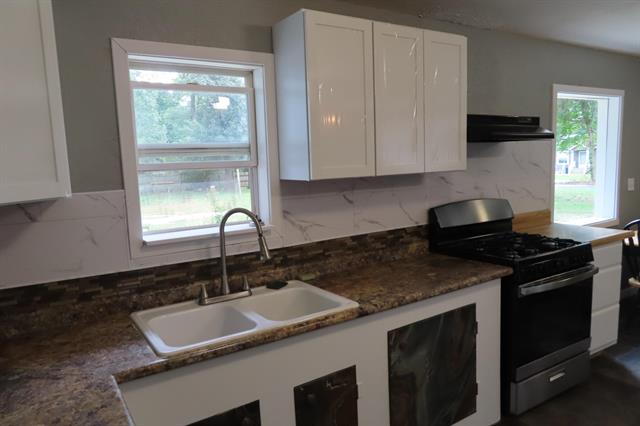 Builiding view seven for 70293 Sheridan, Edwardsburg, MI. 49112