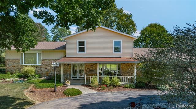 Builiding view one for 2762 Harris, Ypsilanti, MI. 48198