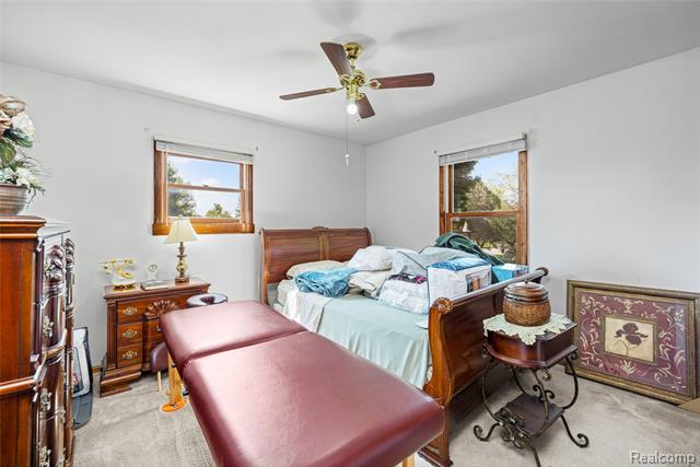 Builiding view ten for 2762 Harris, Ypsilanti, MI. 48198