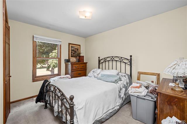 Builiding view twelve for 2762 Harris, Ypsilanti, MI. 48198