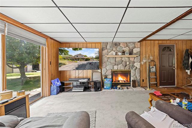 Builiding view twenty three for 2762 Harris, Ypsilanti, MI. 48198