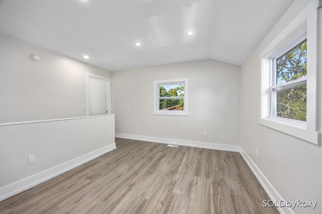 Builiding view sixteen for 372 60Th, Grand Rapids, MI. 49548