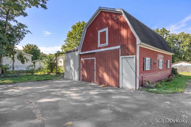 Builiding view twenty three for 372 60Th, Grand Rapids, MI. 49548