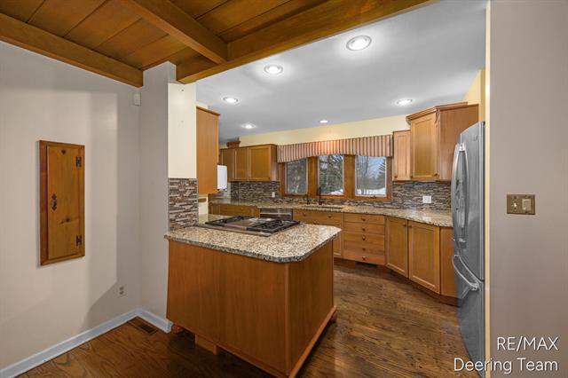 Builiding view eleven for 3343 Springbrook, Grand Rapids, MI. 49544