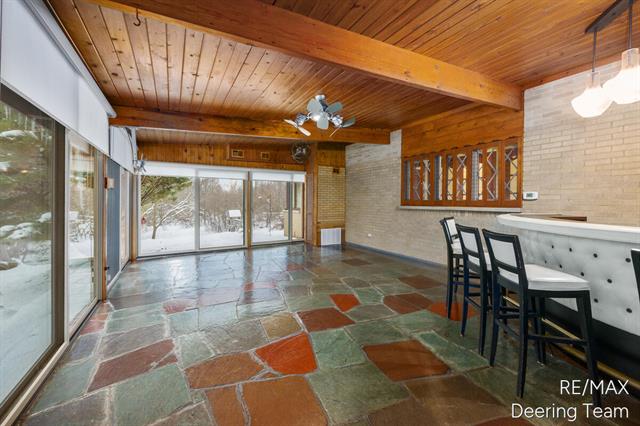 Builiding view thirteen for 3343 Springbrook, Grand Rapids, MI. 49544